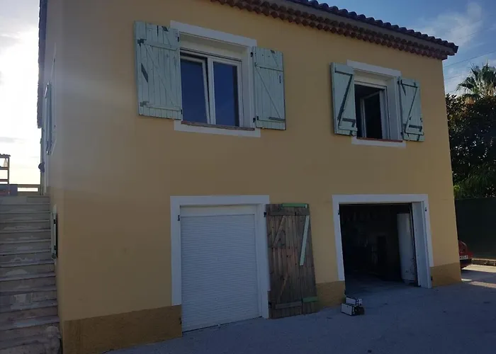 Moderne Avec Piscine Vue A Bellet شقة *